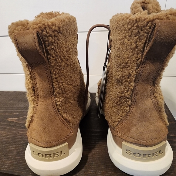 Sorel Explorer II Joan Cozy - NEW in box - Picture 4 of 8